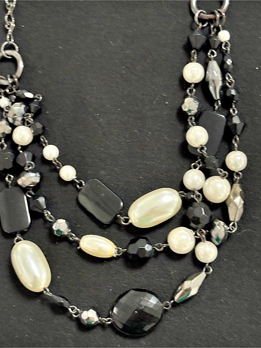 Layered Black & White Beaded Necklace Like New